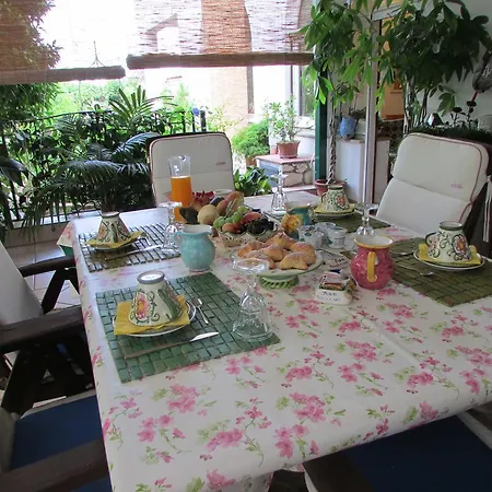 Casa Palazzo A Mare كابري