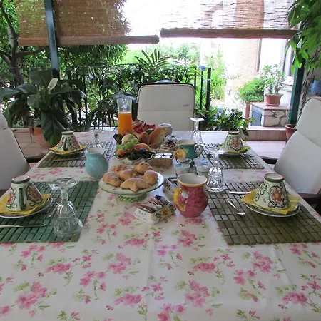Palazzo A Mare Bed and breakfast